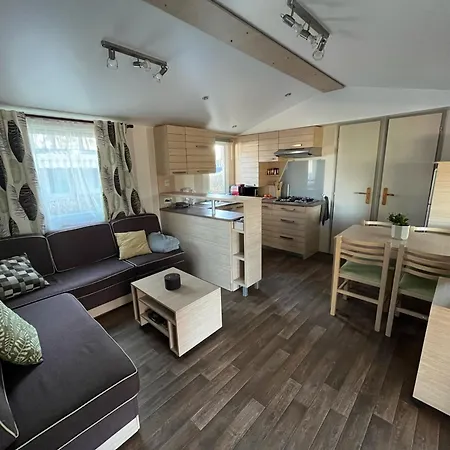 キャンプ場 Mobilhome 4 Personnes サンティレール・ド・リエ